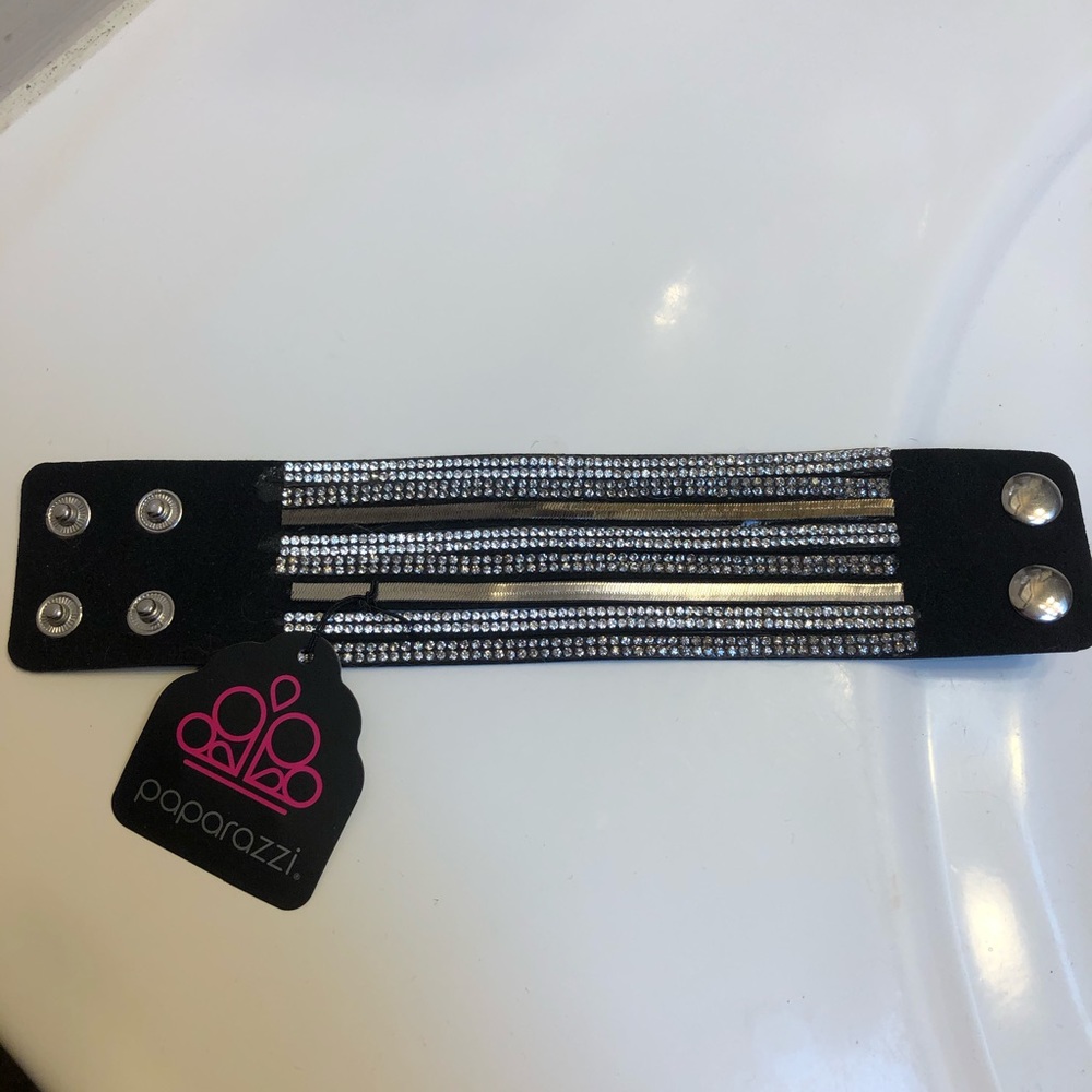 NEW paparazzi Bracelet
